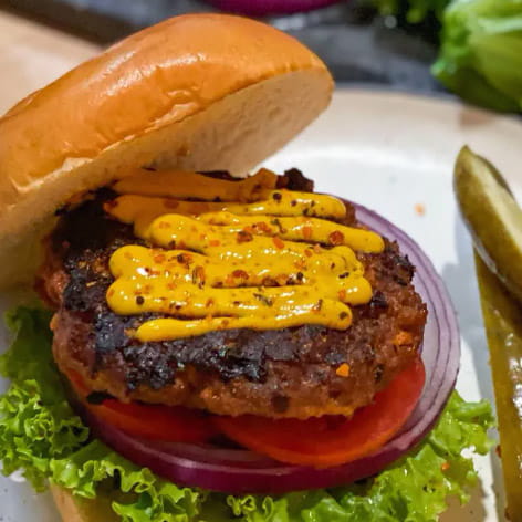 Frenchs Classic Burger