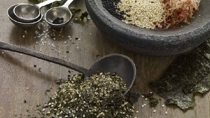Homemade Japanese Furikake Seasoning