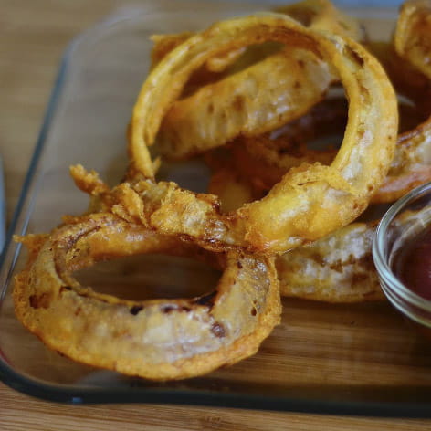 Onion rings with Smokey Texan