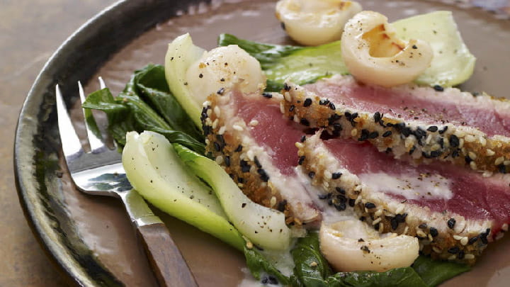 Seared Sesame Tuna with Lemon Grass and Lychee Coulis