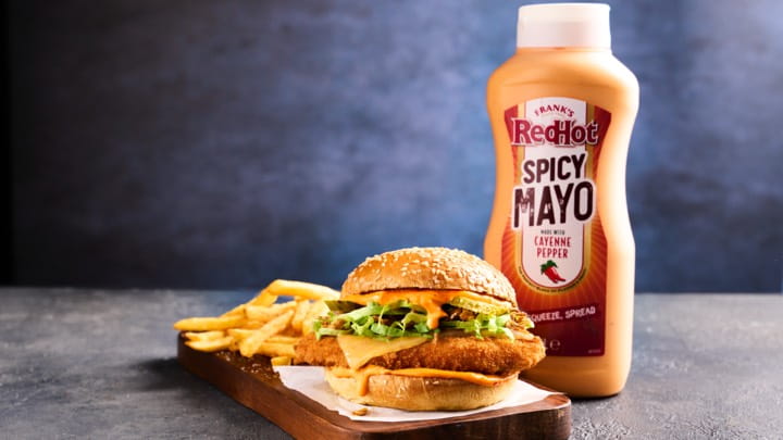 shot_01_chicken_burger_bottle_720