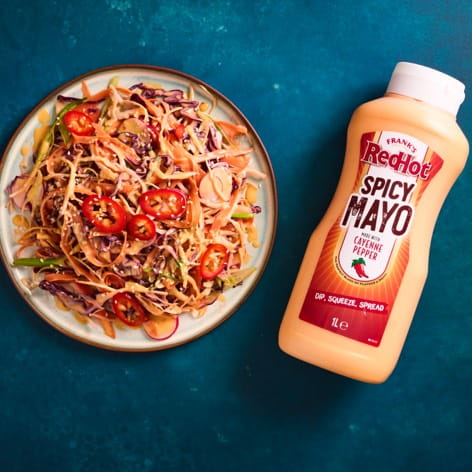 shot_08_rainbow_slaw_bottle_landscape_472