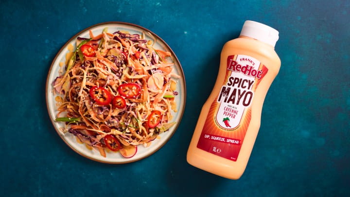 shot_08_rainbow_slaw_bottle_landscape_720