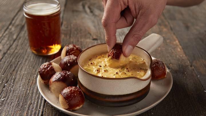 beer-cheese-dip